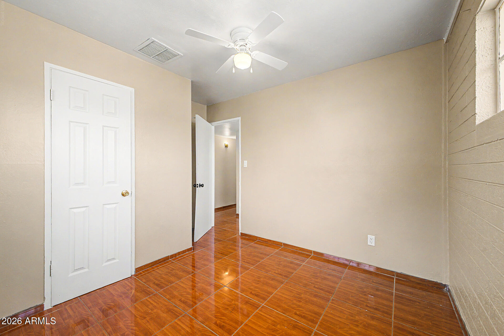 1823 E Sunland Avenue - Photo 17
