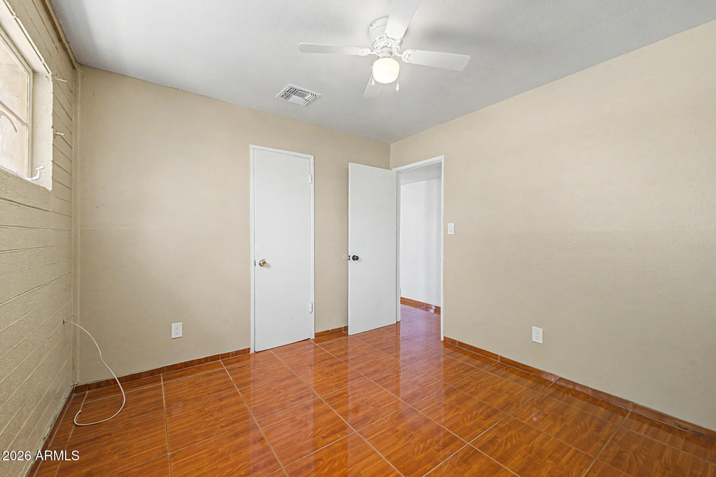 1823 E Sunland Avenue - Photo 13