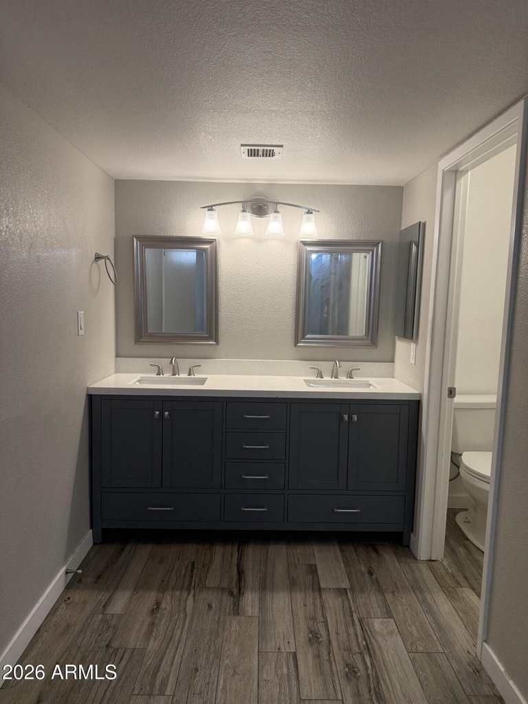 1215 E Lemon Street - Photo 8