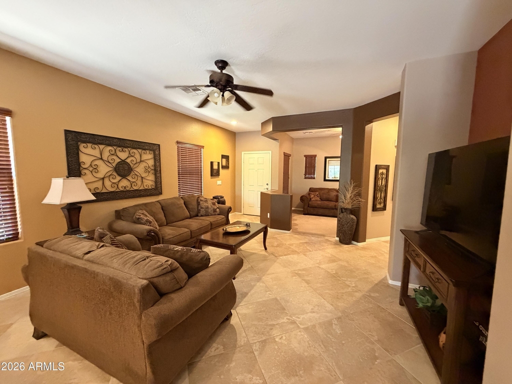 2312 N Hudson Drive - Photo 8