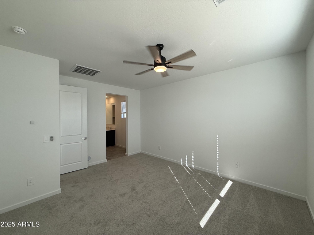 4235 W Yolanda Lane - Photo 5