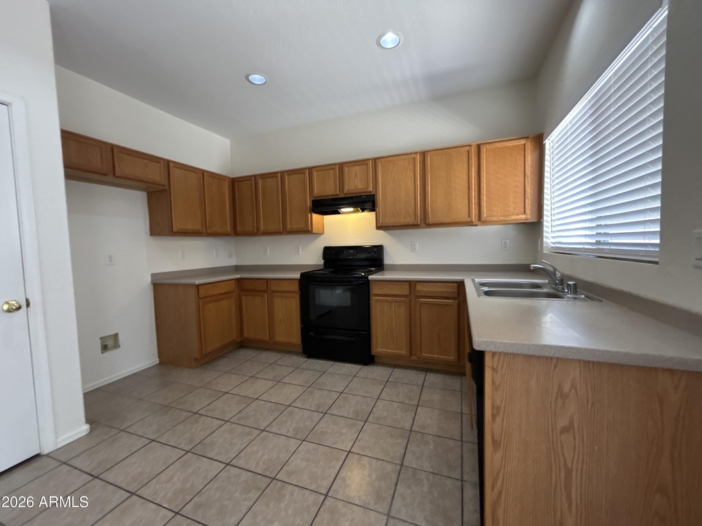 6809 W Nicolet Avenue - Photo 5