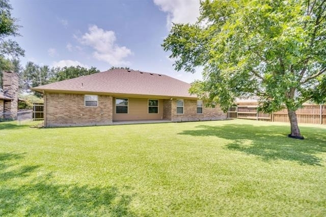 404 Highland Drive - Photo 6