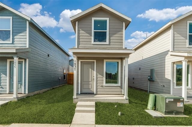 1037 Bishop Creek Drive - Photo 0