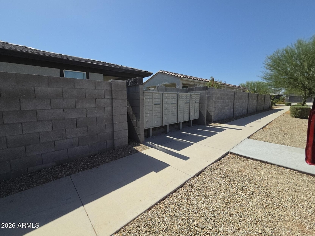 17353 W Patrick Lane - Photo 15