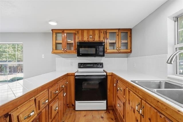 1941 Lariat Lane - Photo 10