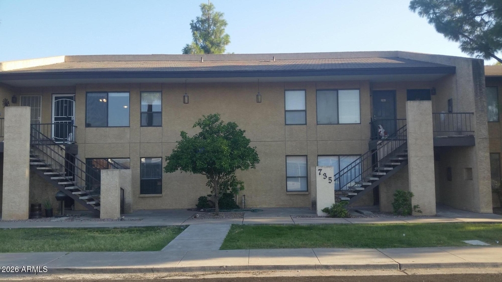 735 E Dana Avenue - Photo 0
