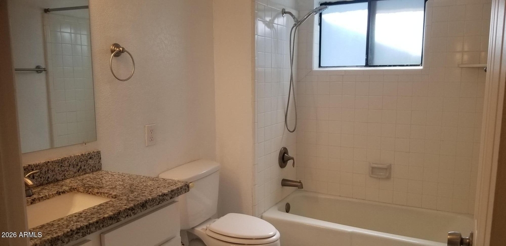 735 E Dana Avenue - Photo 4