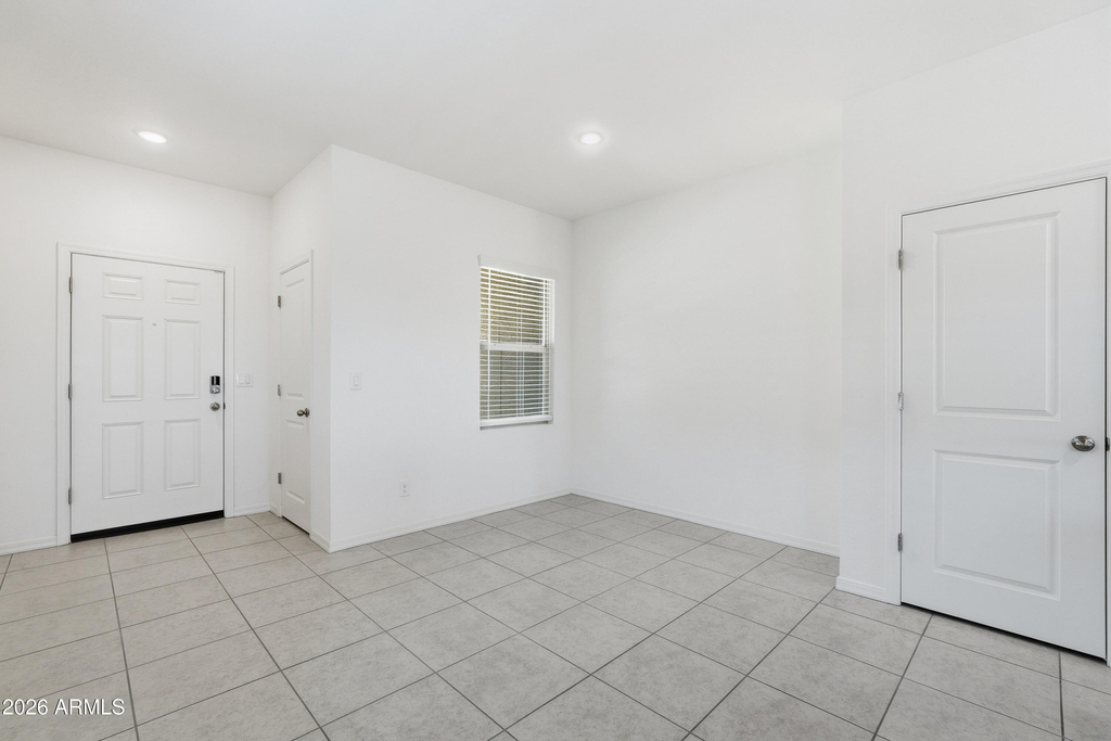 10941 N 165th Avenue - Photo 2