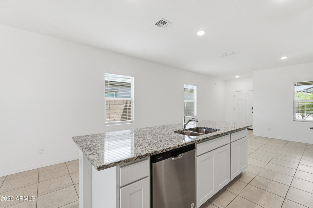 10941 N 165th Avenue - Photo 8