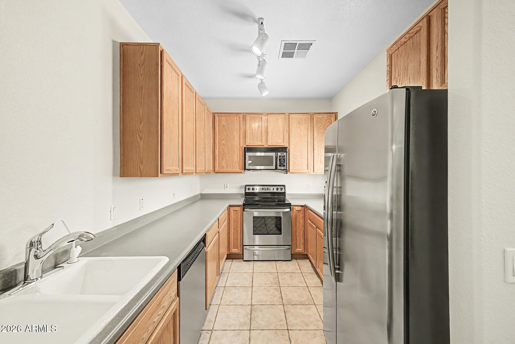 6535 E Superstition Springs Boulevard - Photo 10