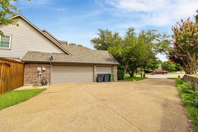 202 Stone Hollow Court - Photo 32