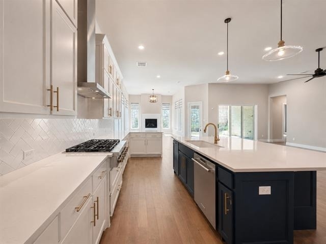 350 Pearland Drive - Photo 3