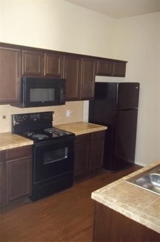 1432 Ravenwood Drive - Photo 4