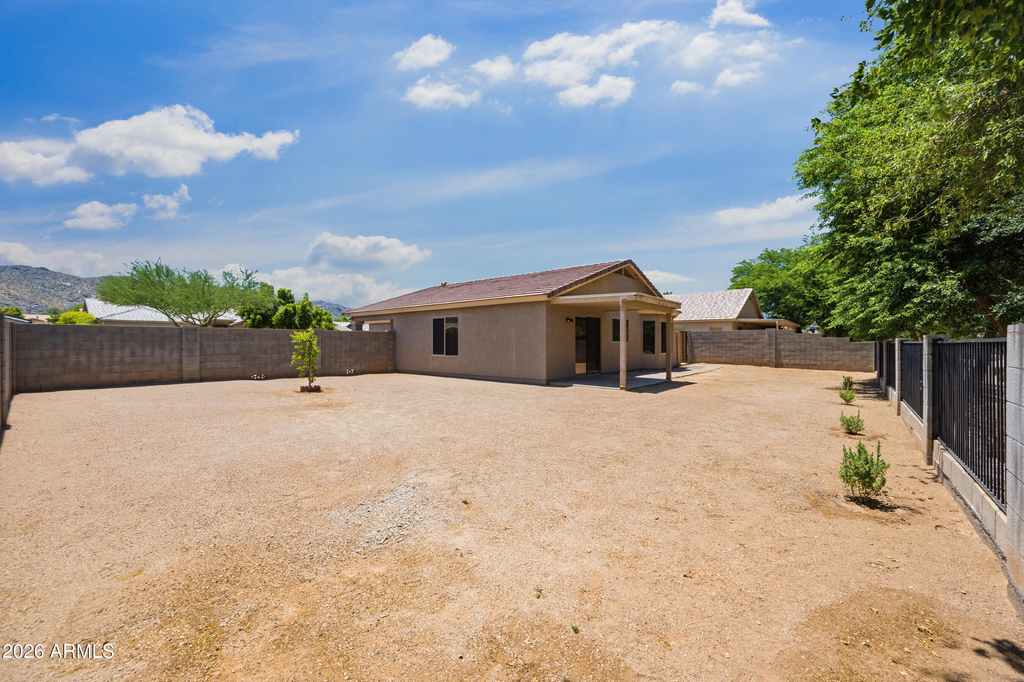 1616 E Desert Lane - Photo 22