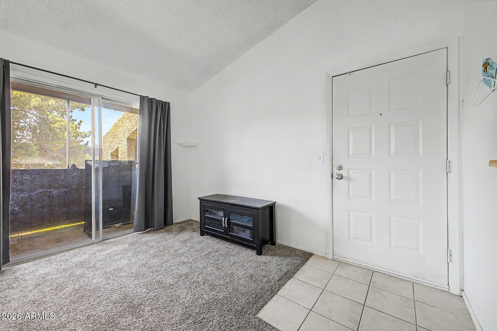 461 W Holmes Avenue - Photo 2