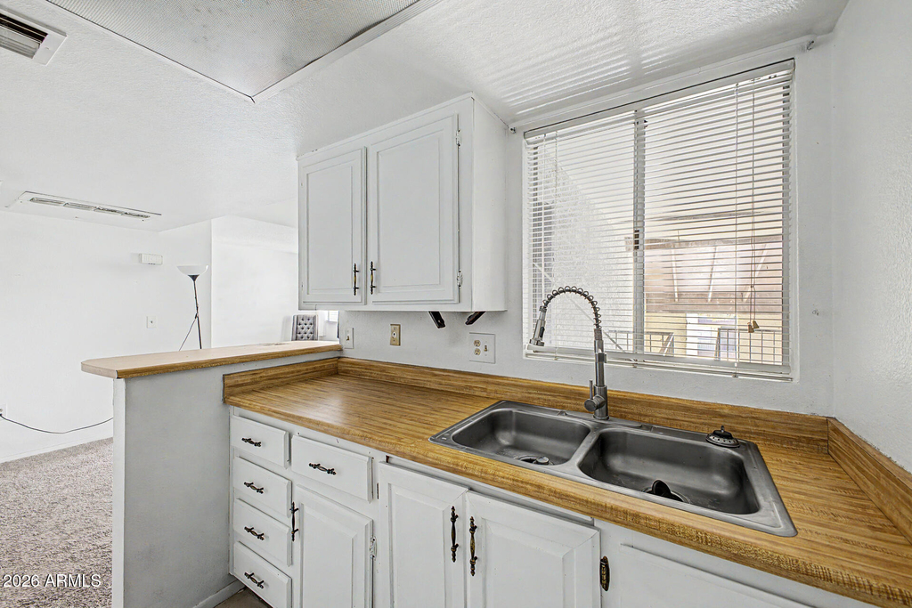 461 W Holmes Avenue - Photo 6