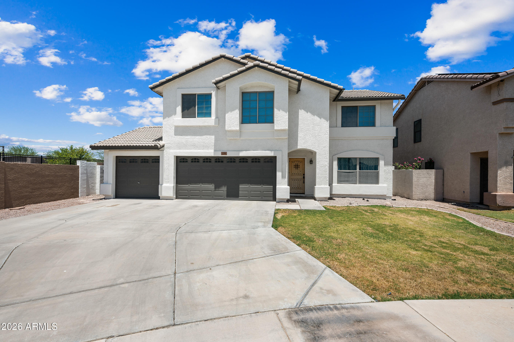 210 E Jasper Court - Photo 0