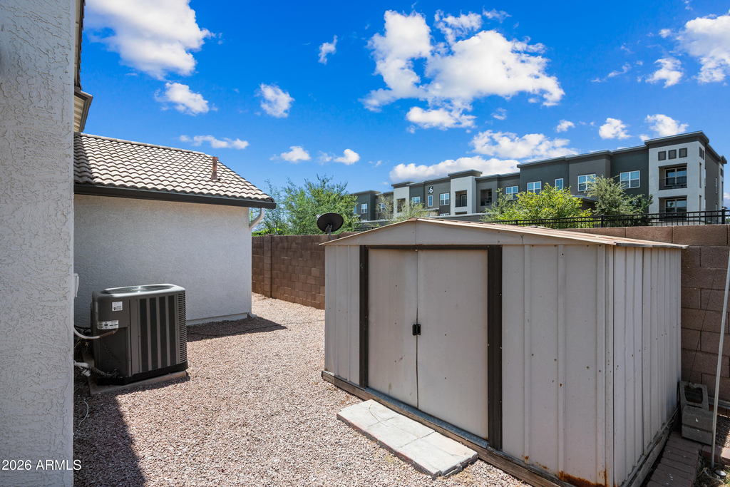 210 E Jasper Court - Photo 29