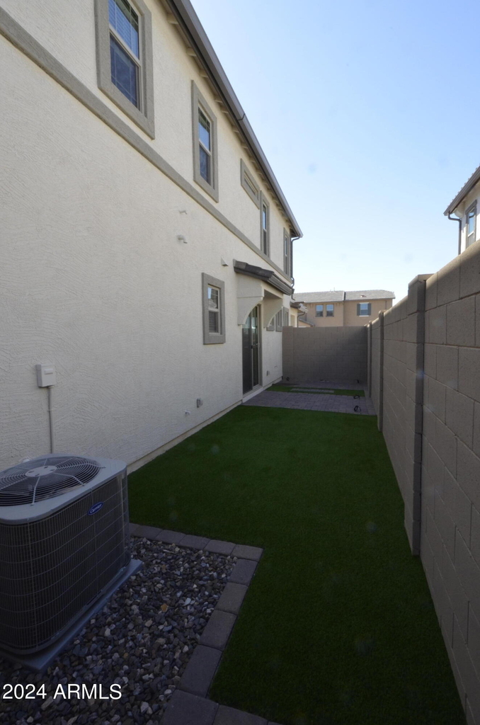 1306 W Sparrow Drive - Photo 14