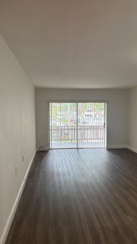 11217 Sw 88th Street - Photo 2