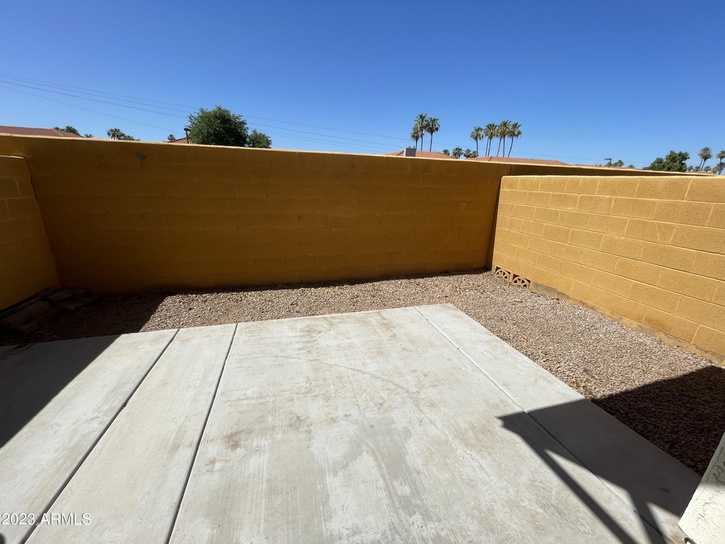 1143 E Cedar Street - Photo 8