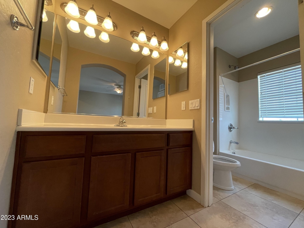 1143 E Cedar Street - Photo 26