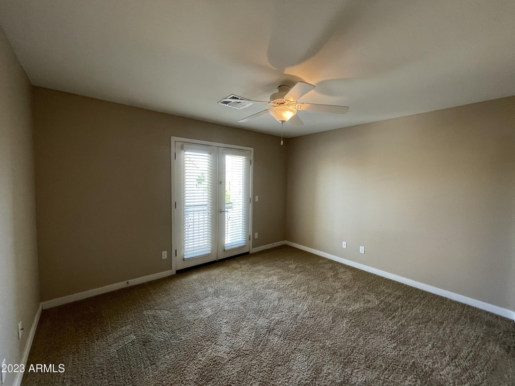 1143 E Cedar Street - Photo 31