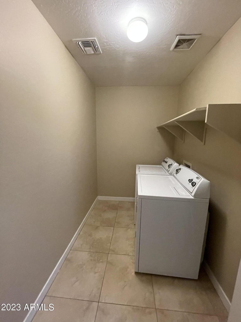 1143 E Cedar Street - Photo 22