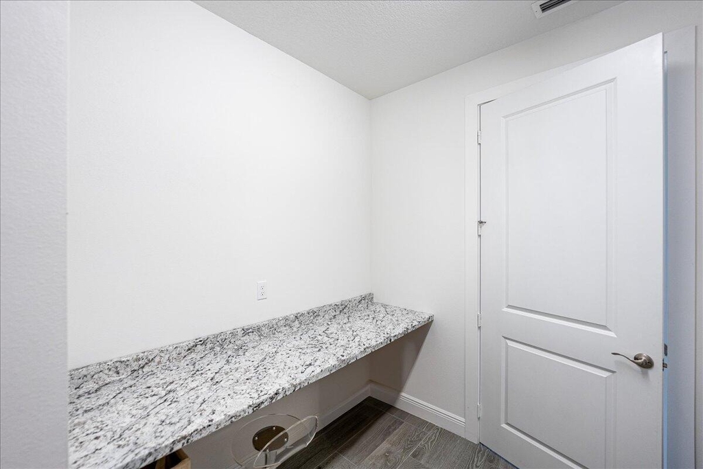 5362 Nw Akbar Terrace - Photo 29