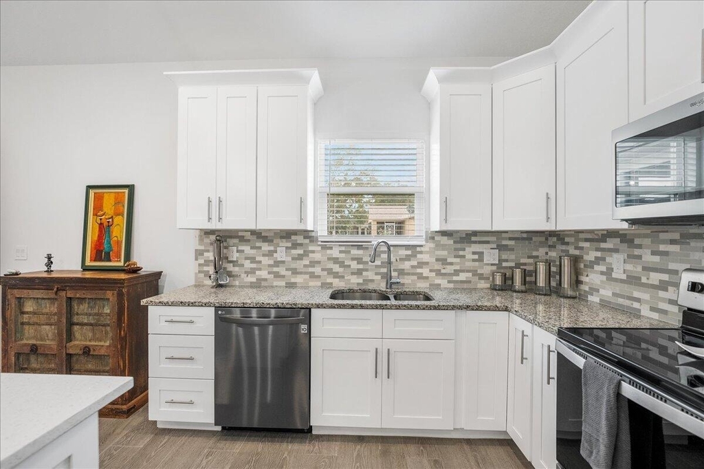 5362 Nw Akbar Terrace - Photo 11