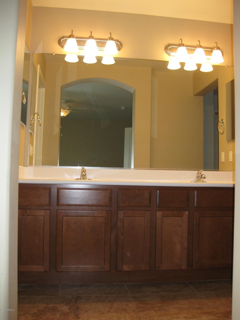 1147 E Cedar Street - Photo 8