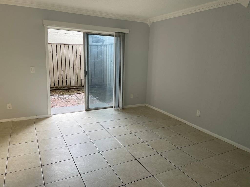 5956 Nw 21st Street - Photo 6