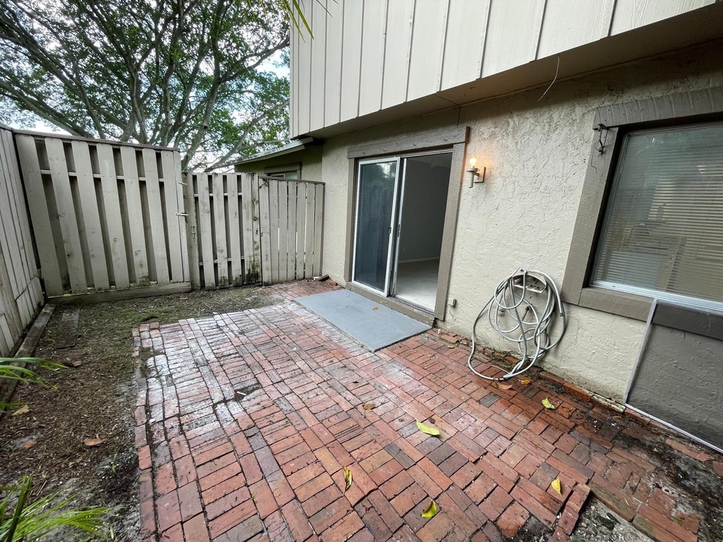 5956 Nw 21st Street - Photo 16