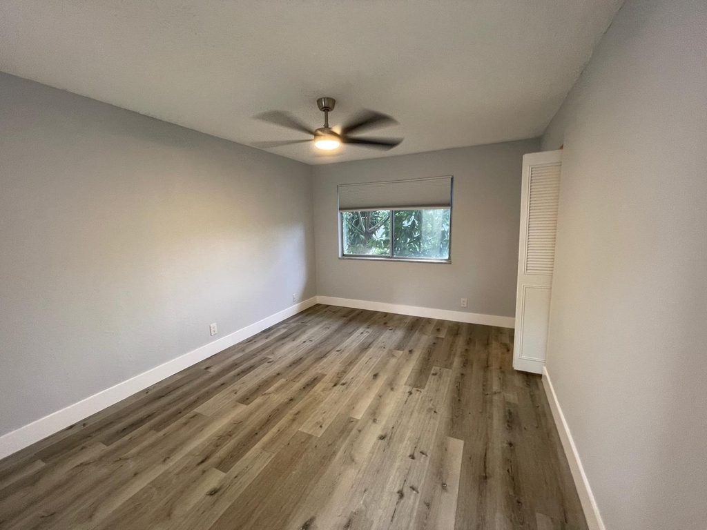 5956 Nw 21st Street - Photo 13