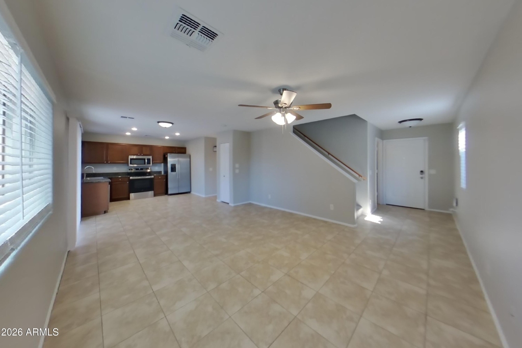 42065 W Sunland Drive - Photo 2