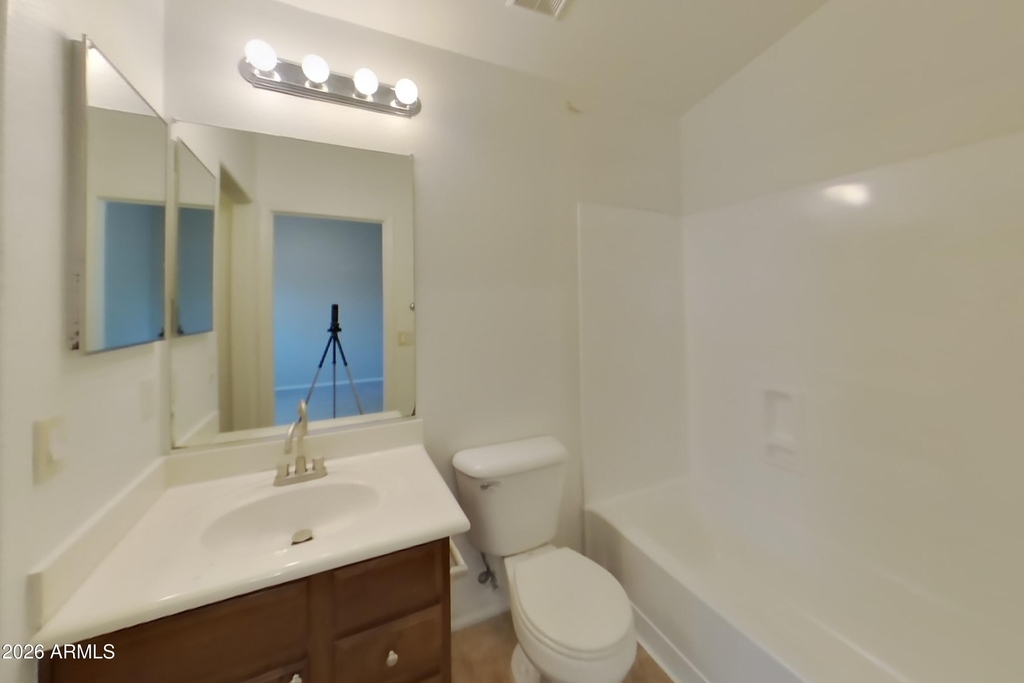 42065 W Sunland Drive - Photo 7
