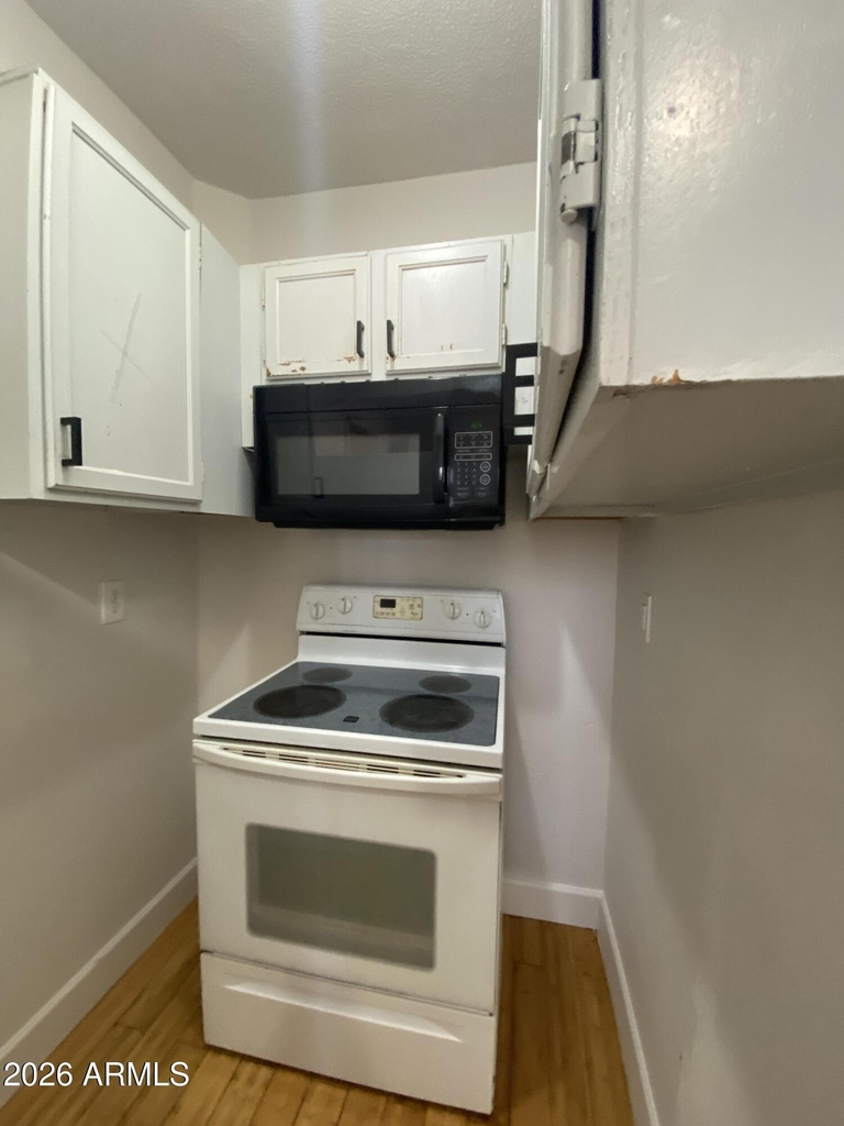 1513 W Taylor Street - Photo 5