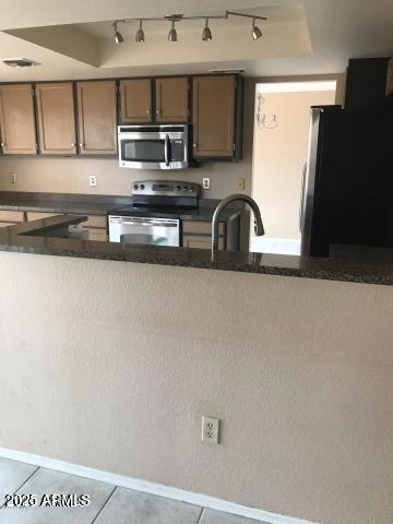 506 W Dennis Court - Photo 1
