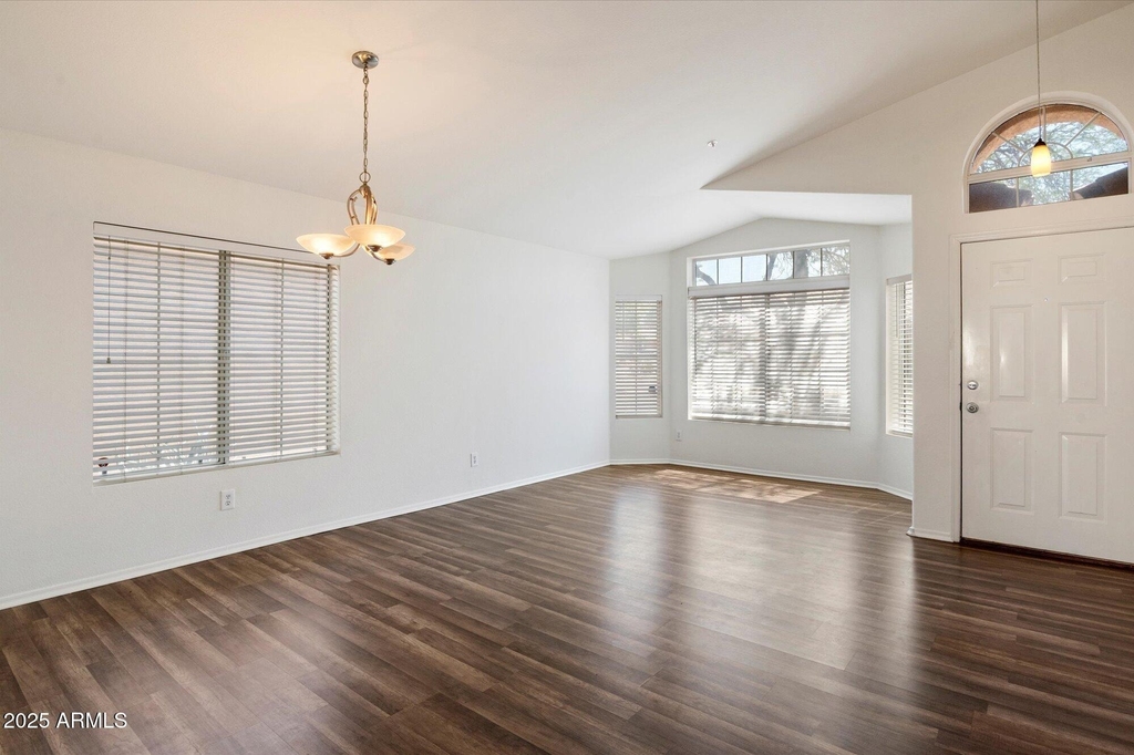 23590 N 73rd Place - Photo 2