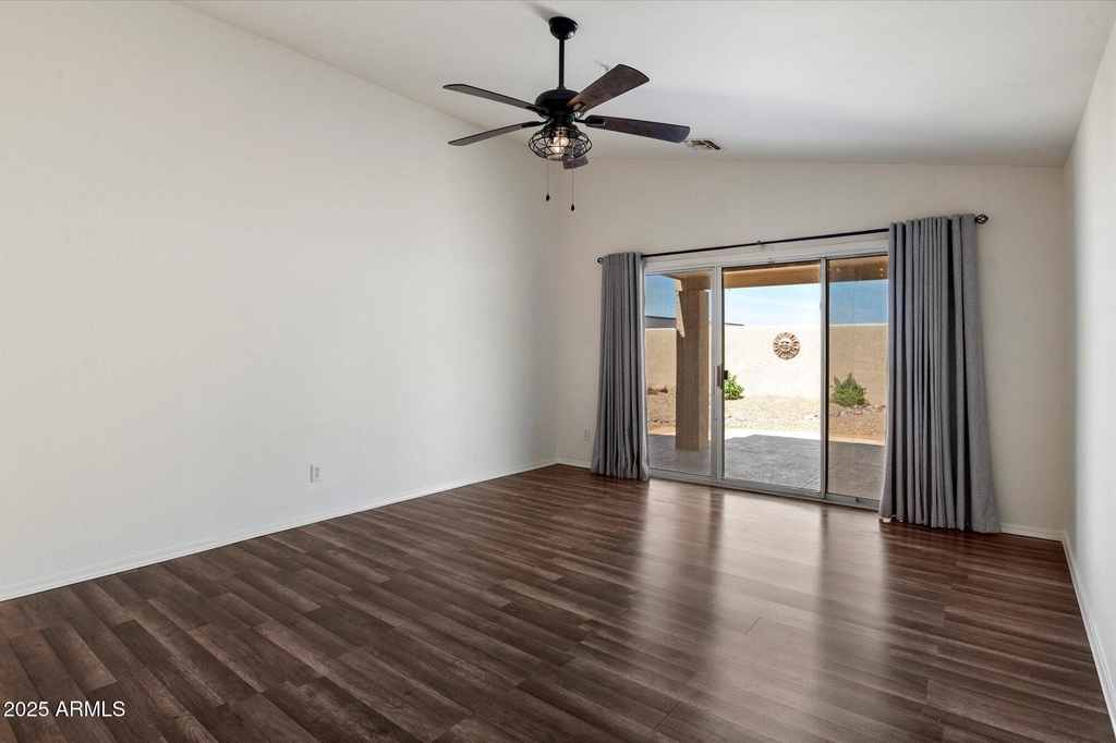 23590 N 73rd Place - Photo 8