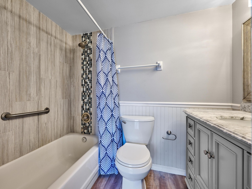 12021 W Greenway Drive - Photo 33