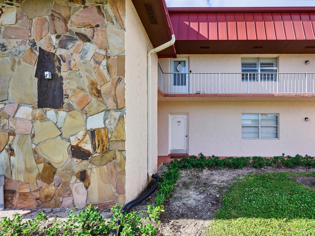 12021 W Greenway Drive - Photo 47