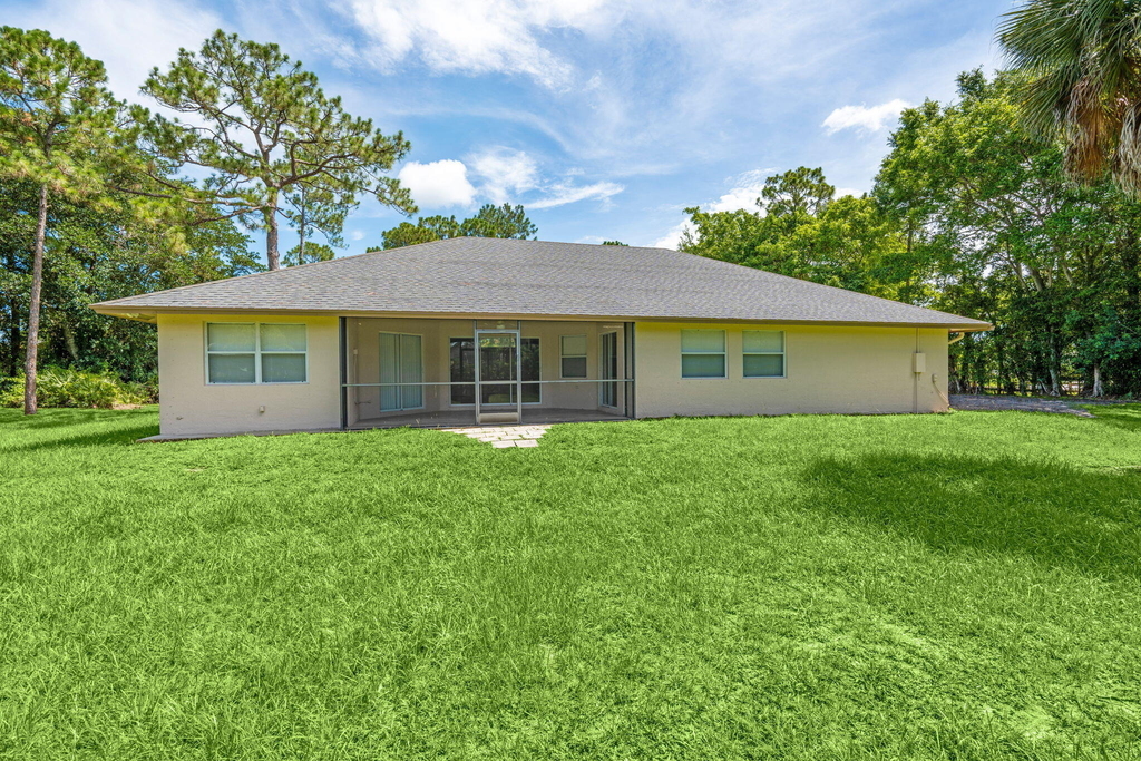 17104 76th Street N - Photo 35