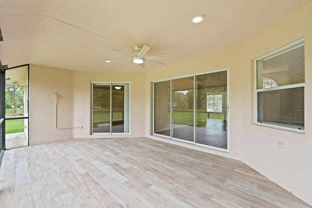 17104 76th Street N - Photo 30