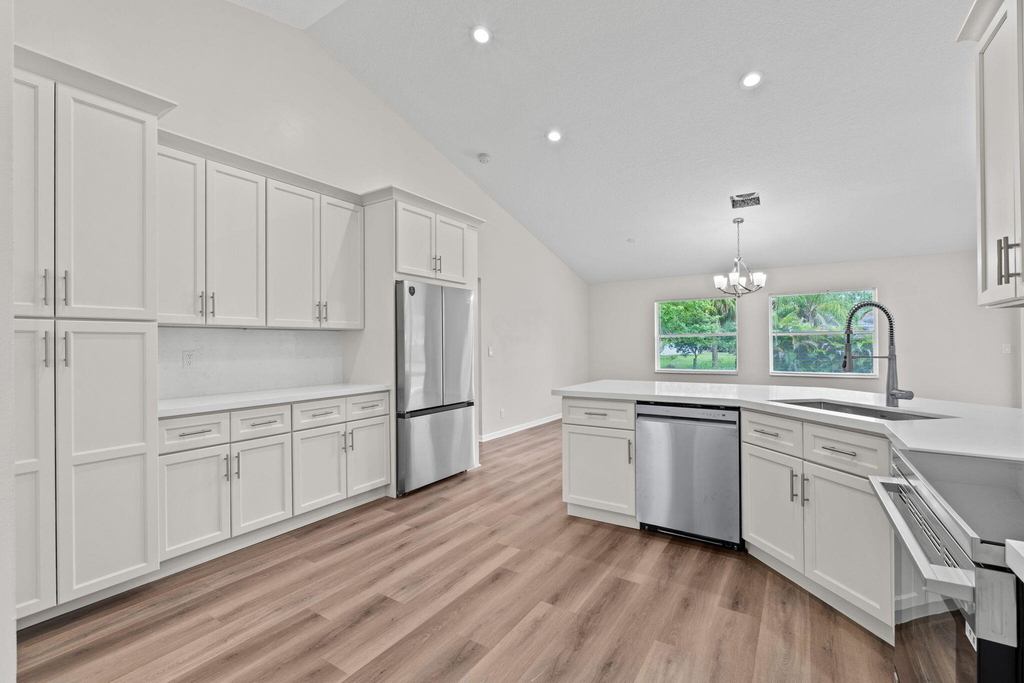 17104 76th Street N - Photo 13