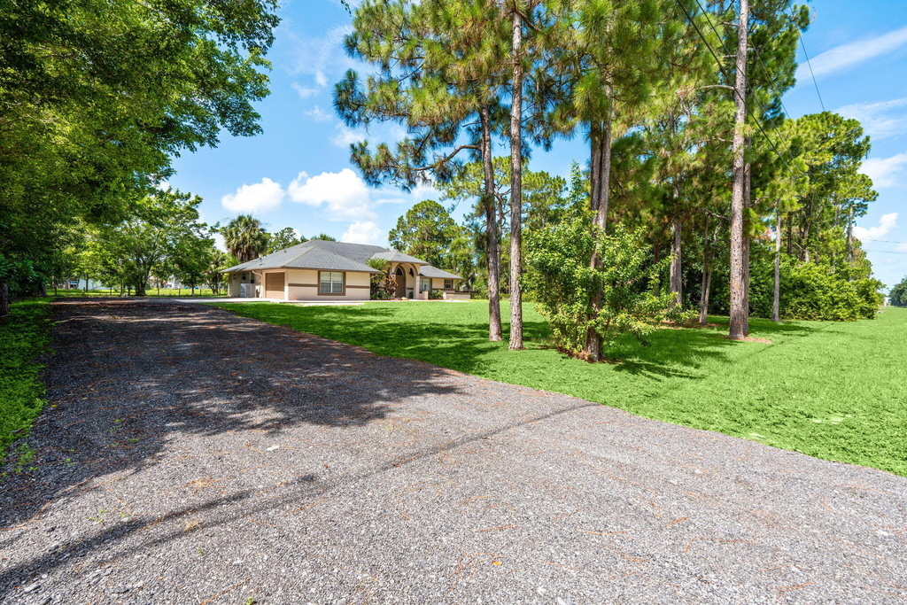 17104 76th Street N - Photo 39