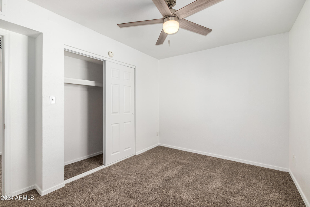 4718 W Orangewood Avenue - Photo 15