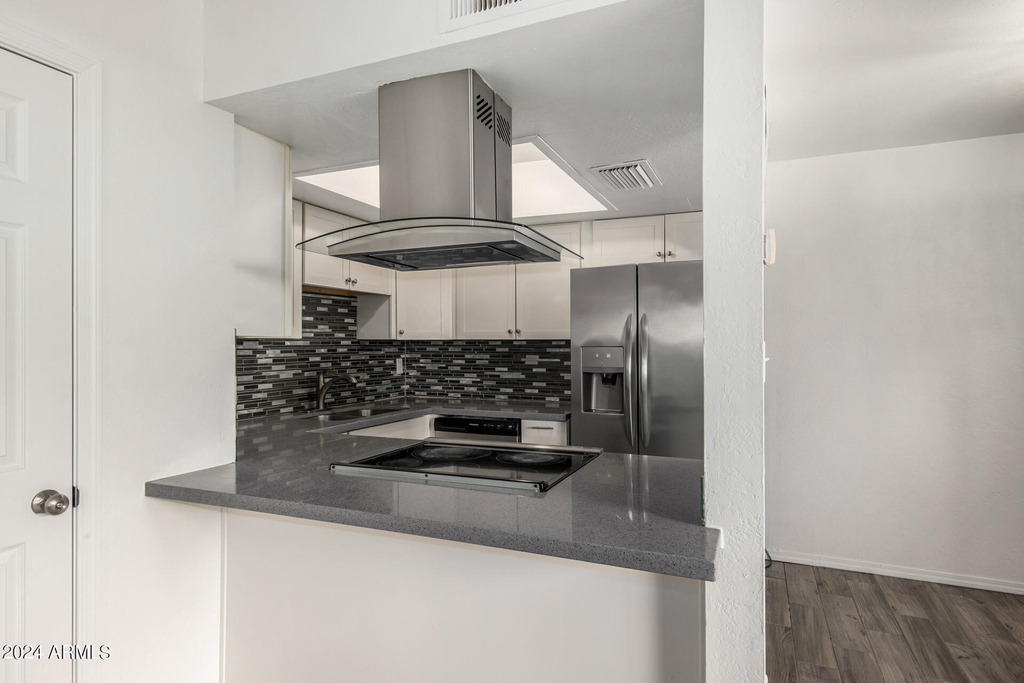 4718 W Orangewood Avenue - Photo 9