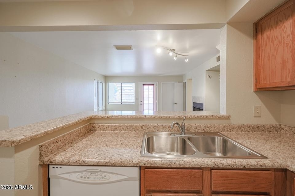 19820 N 13th Avenue - Photo 9